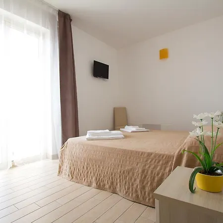 Baglio Santa Croce Bed and breakfast 3*